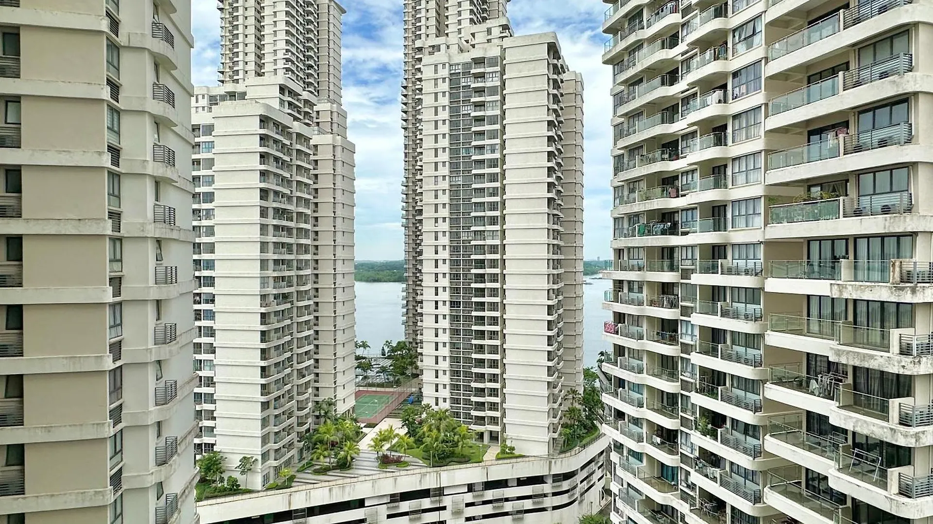 Apartment Country Garden Danga Bay Sunset View By Stayrene Johor Bahru