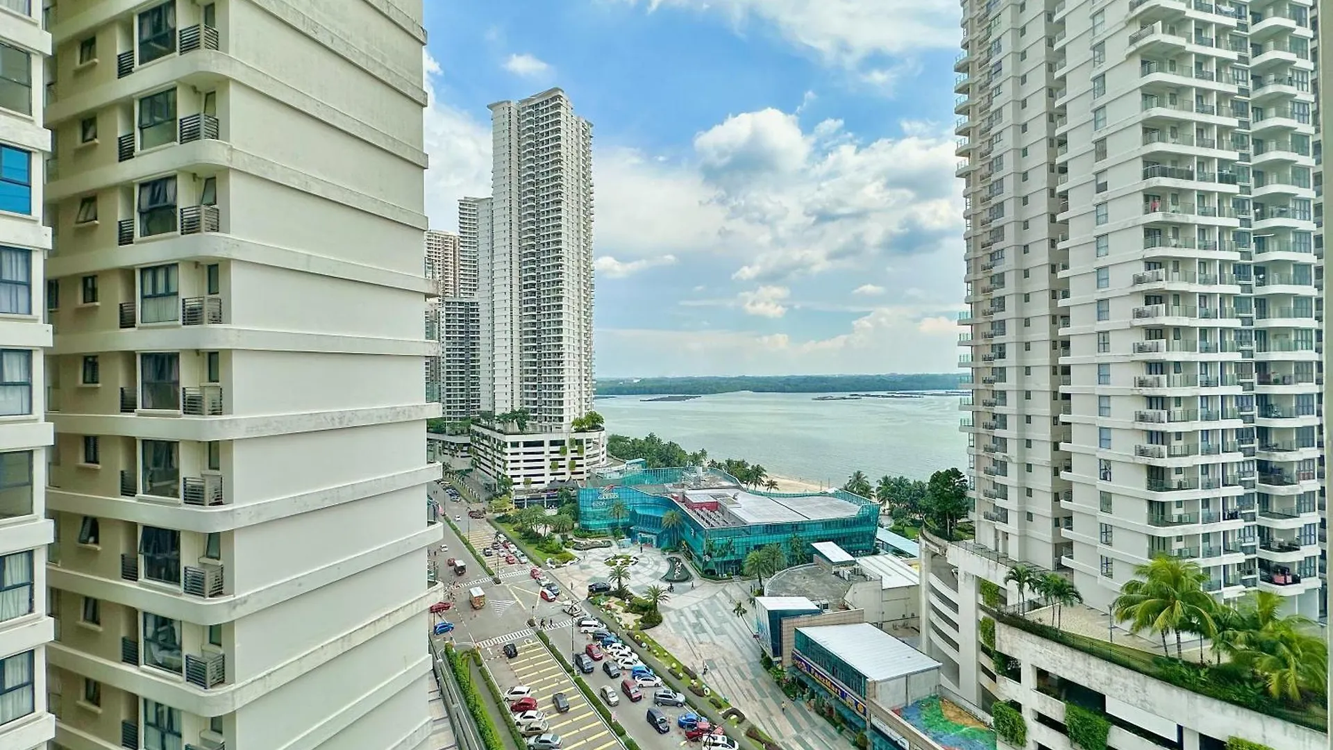 Country Garden Danga Bay Sunset View By Stayrene Johor Bahru Apartment