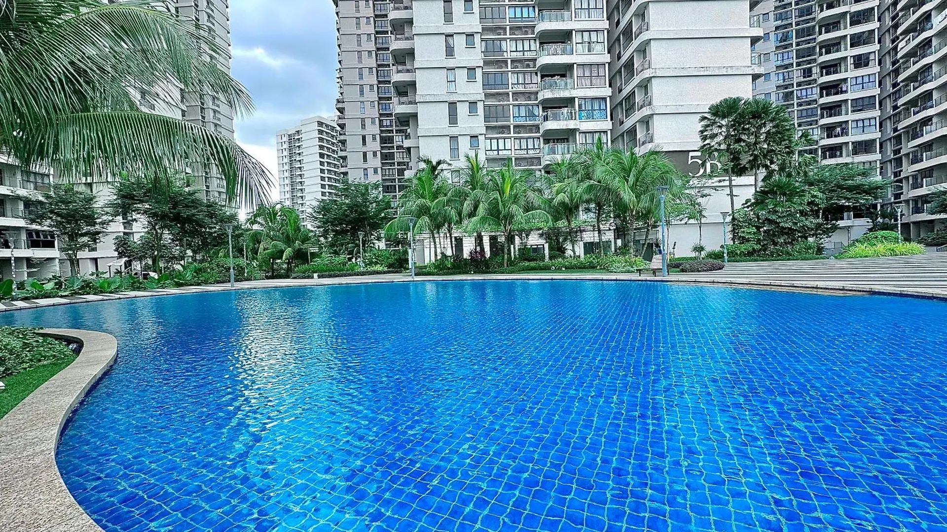 Country Garden Danga Bay Sunset View By Stayrene Johor Bahru 0*,  Malásia